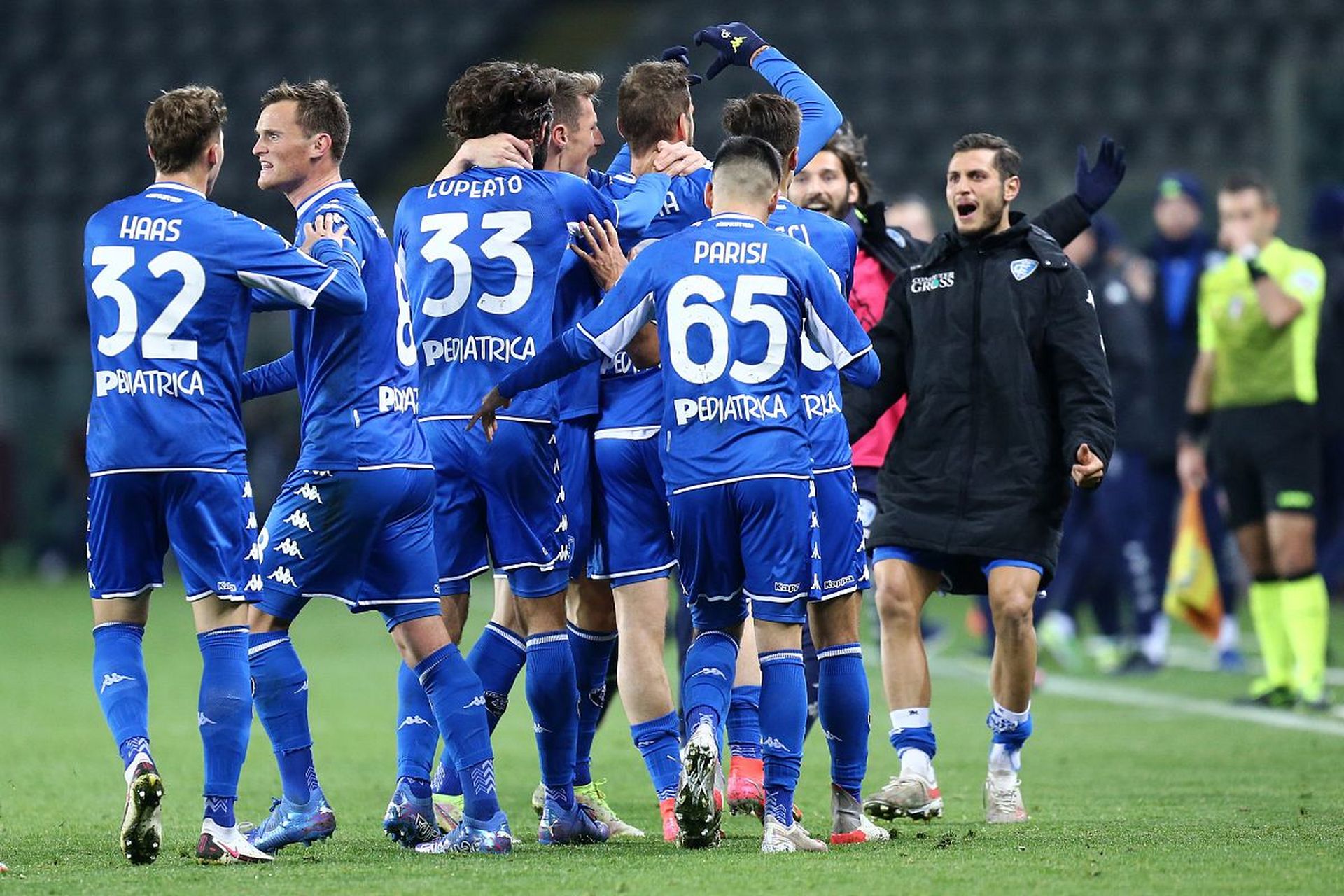 加在其中的 加在其中的